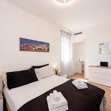 Ruggieri Apartments Roma - A 5 Minuti Dalla Metro A Anagnina Exterior photo